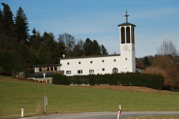 Kirche Autal