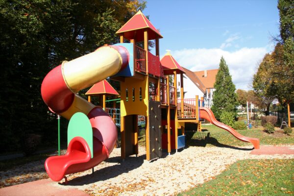 Beitragsbild Institutionen Spielplatz