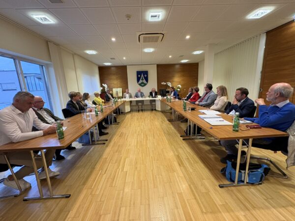 Beispielbild Gemeinderatssitzungen